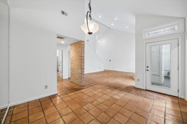 10123 Valley Forge Drive, Houston, TX 77042