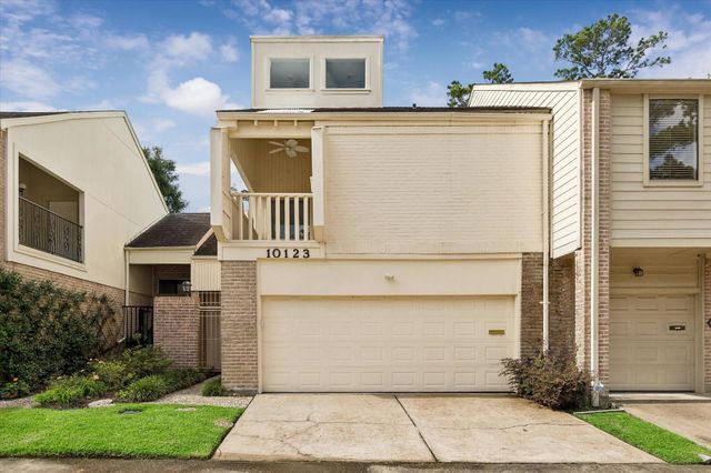 10123 Valley Forge Drive, Houston, TX 77042