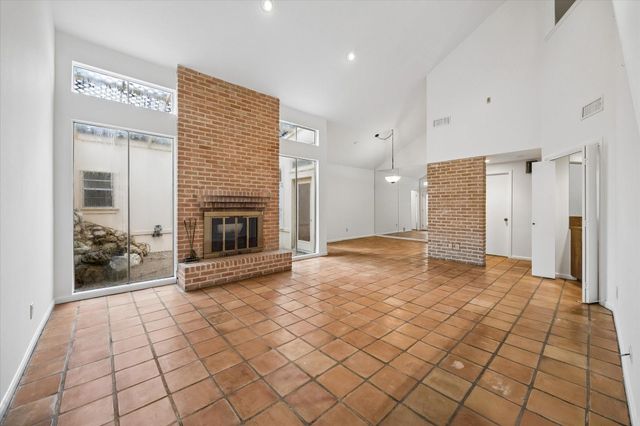 10123 Valley Forge Drive, Houston, TX 77042