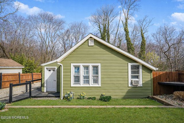 365 Lake Avenue House 1 & 2, Oakhurst, NJ 07755