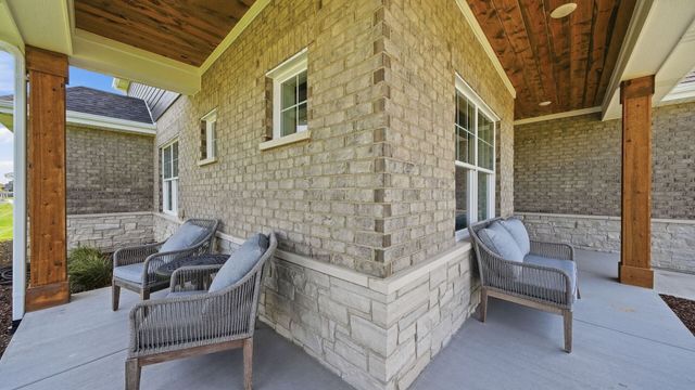 24051 S Williams Drive, Manhattan, IL 60442