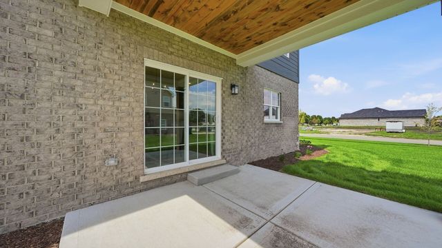 24051 S Williams Drive, Manhattan, IL 60442