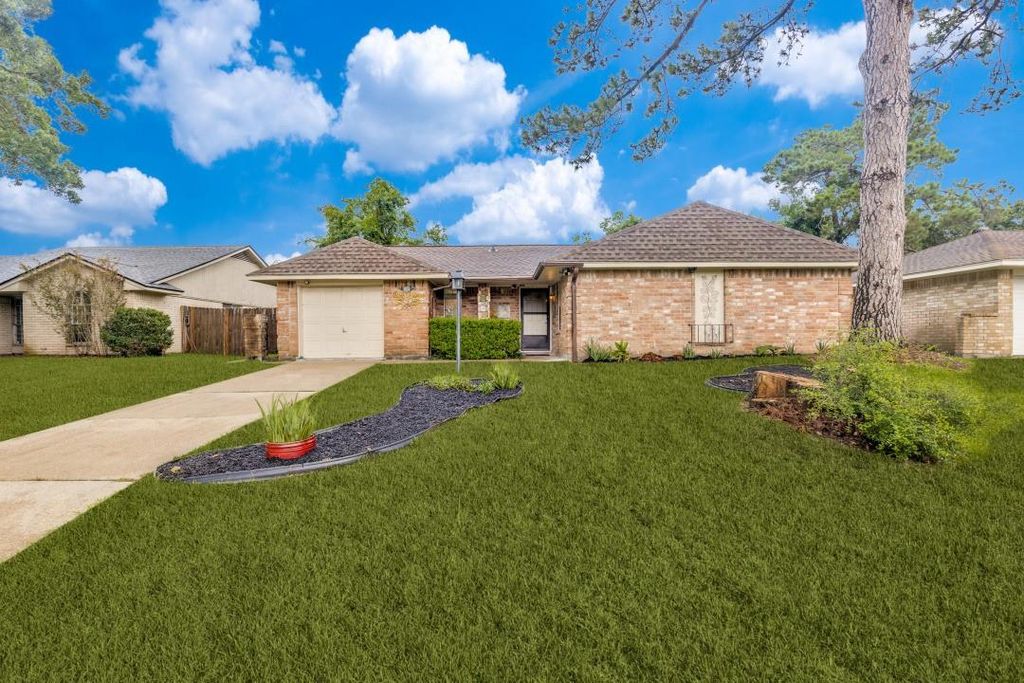 2623 Foliage Green Drive, Houston, TX 77339