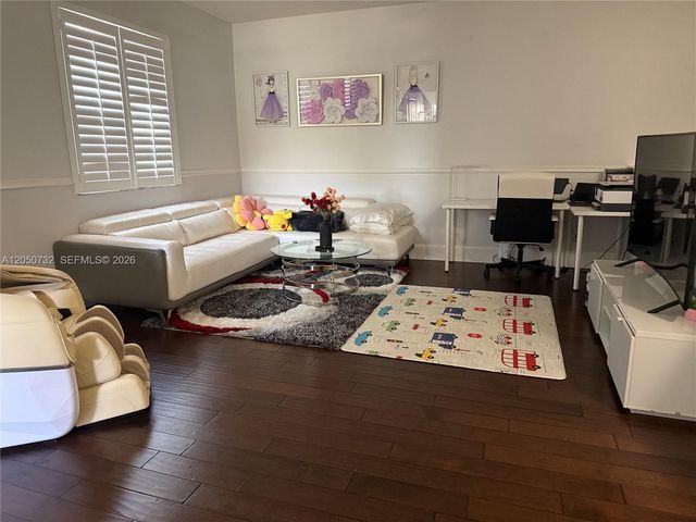 3260 NW 126th Ave, Sunrise, FL 33323