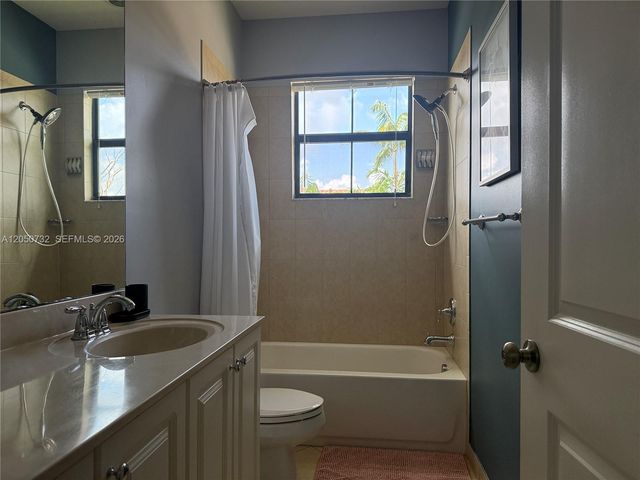 3260 NW 126th Ave, Sunrise, FL 33323