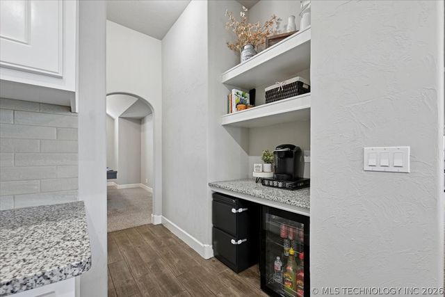 1543 E 137th Place, Glenpool, OK 74033