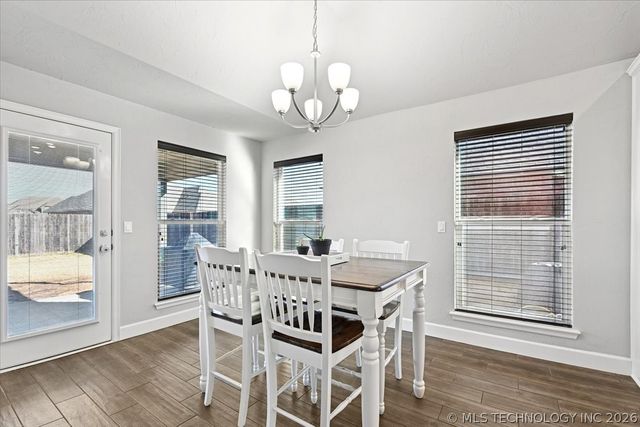 1543 E 137th Place, Glenpool, OK 74033