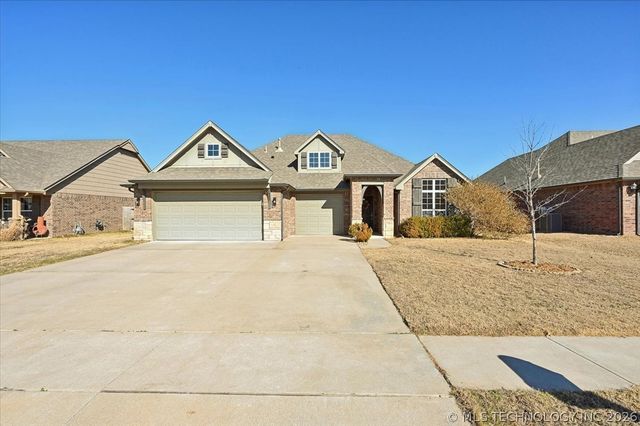 1543 E 137th Place, Glenpool, OK 74033