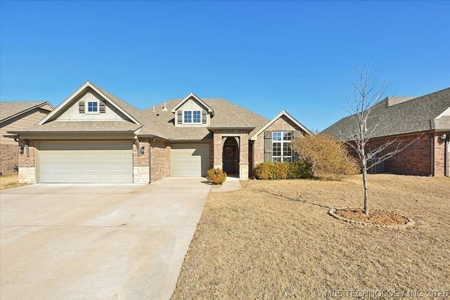 1543 E 137th Place, Glenpool, OK 74033