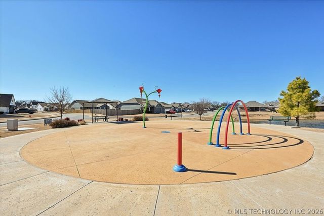 1543 E 137th Place, Glenpool, OK 74033