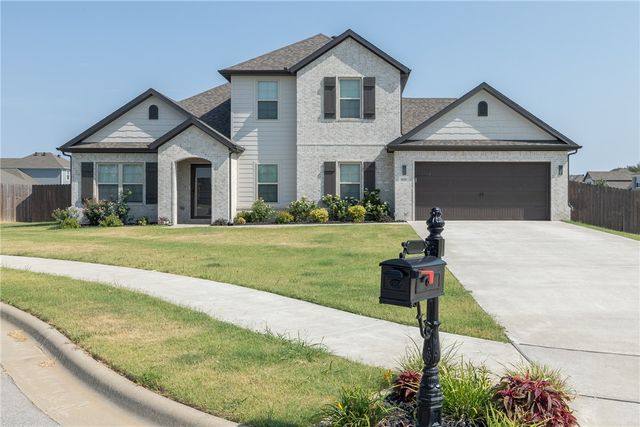 900 Rawlings Circle, Pea Ridge, AR 72751