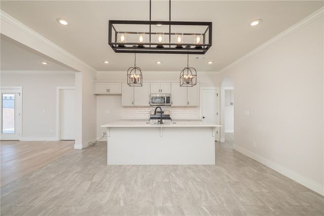 900 Rawlings Circle, Pea Ridge, AR 72751