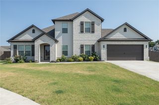 900 Rawlings Circle, Pea Ridge, AR 72751