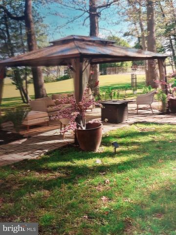3725 OAKLAND RD, Bethlehem, PA 18020
