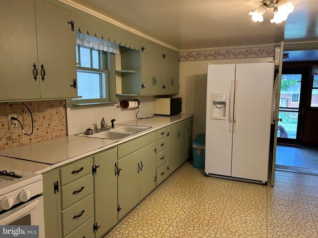 2091 OLD CHAPEL RD, Boyce, VA 22620