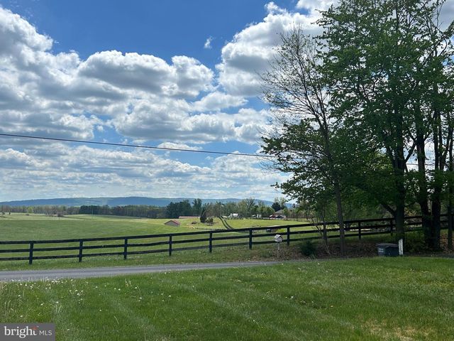 2091 OLD CHAPEL RD, Boyce, VA 22620