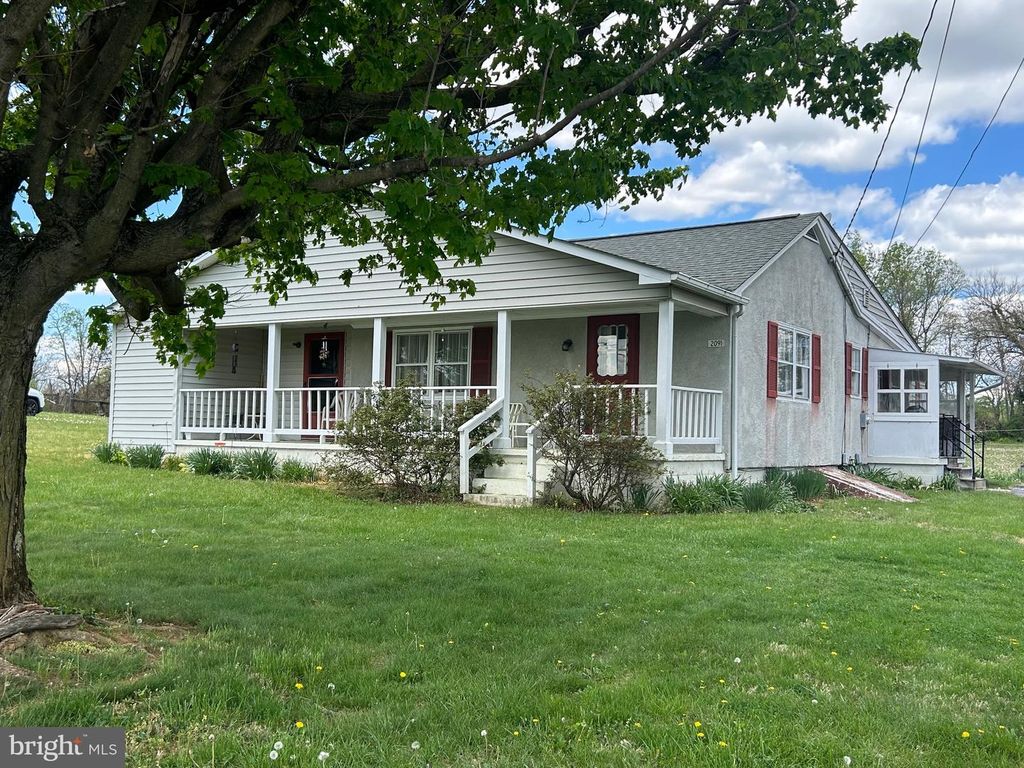 2091 OLD CHAPEL RD, Boyce, VA 22620
