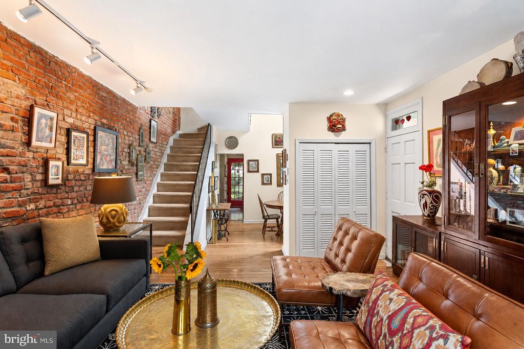 2343 PEROT ST, PHILADELPHIA, PA 19130 — photo 4
