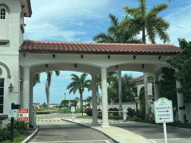 4113 NAPOLI LAKE Drive, Riviera Beach, FL 33410
