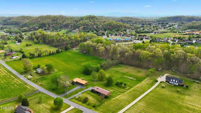 556 West Valley Drive, Kingsport, TN 37664