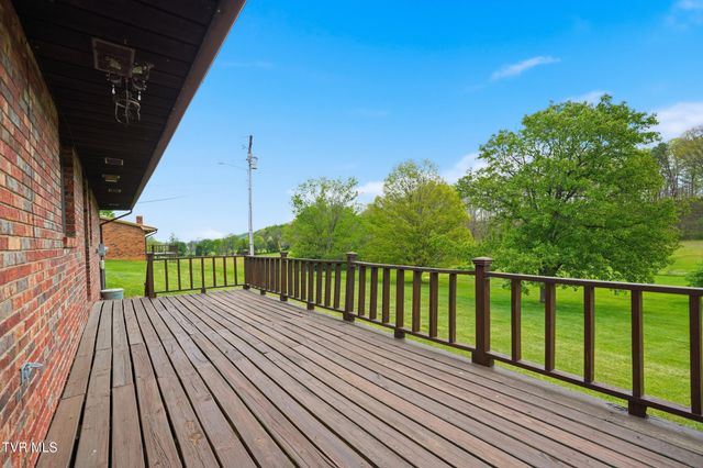 556 West Valley Drive, Kingsport, TN 37664