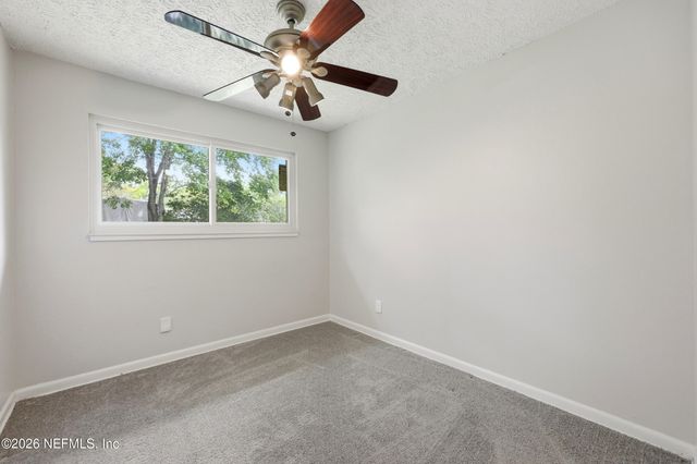 7067 CLOVIS Road, Jacksonville, FL 32205