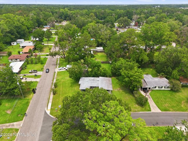 7067 CLOVIS Road, Jacksonville, FL 32205