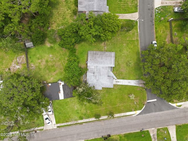 7067 CLOVIS Road, Jacksonville, FL 32205