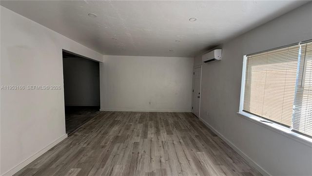 7600 Dickens Ave 4, Miami Beach, FL 33141