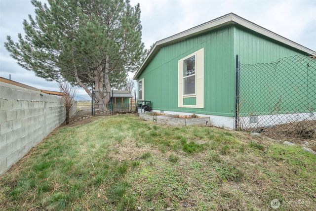 14901 Golden Delicious Street, Entiat, WA 98822