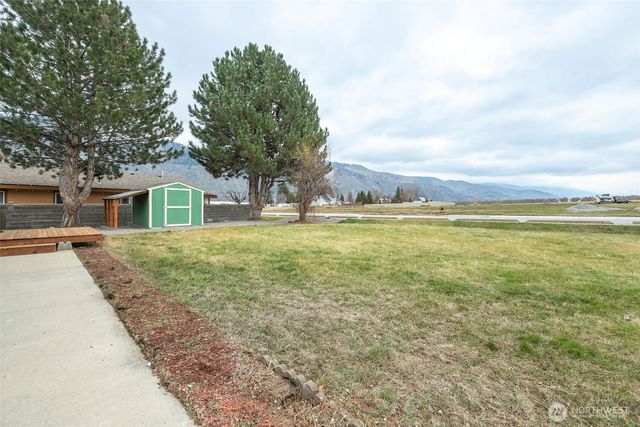 14901 Golden Delicious Street, Entiat, WA 98822