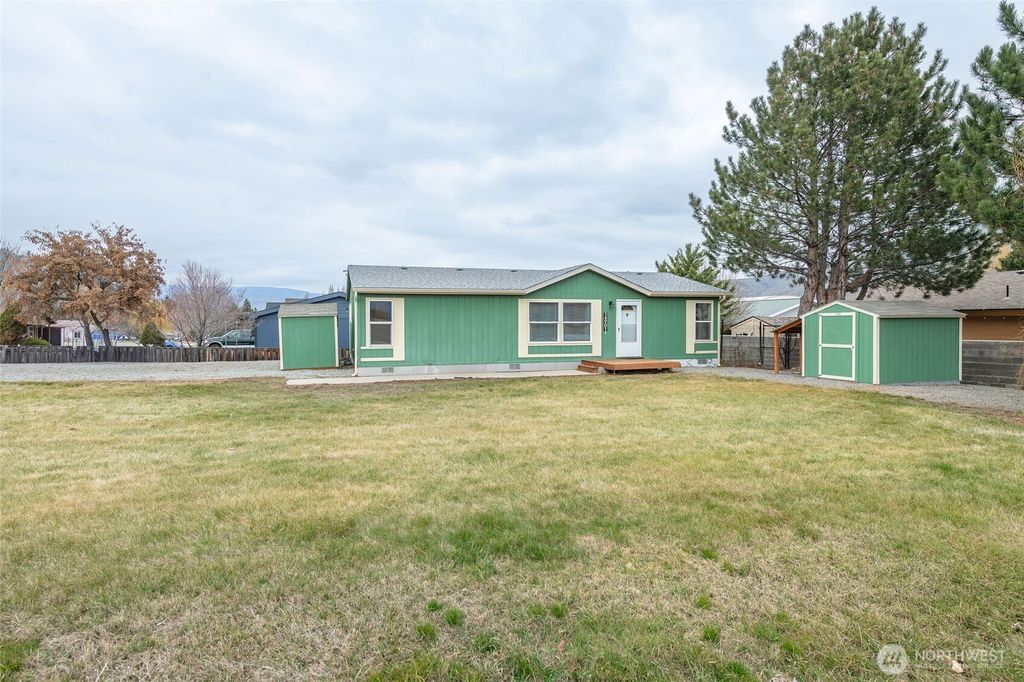 14901 Golden Delicious Street, Entiat, WA 98822