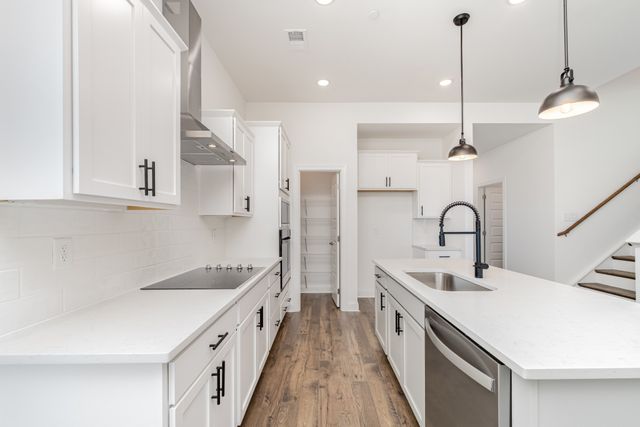 6425 Waymeet Drive, Spring Hill, TN 37174