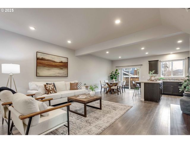 21658 Sw BERKSHIRE Ter, Sherwood, OR 97140