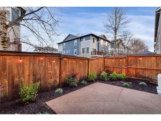 21658 Sw BERKSHIRE Ter, Sherwood, OR 97140