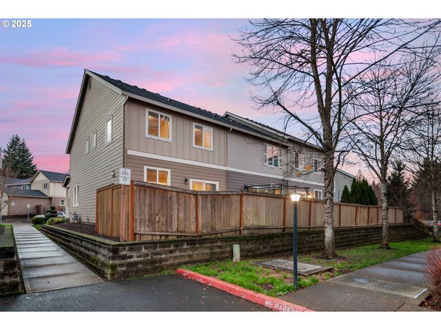 21658 Sw BERKSHIRE Ter, Sherwood, OR 97140