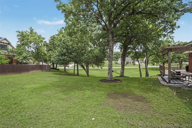 11914 S 1st Street W, Jenks, OK 74037