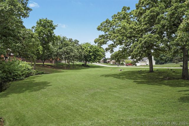 11914 S 1st Street W, Jenks, OK 74037