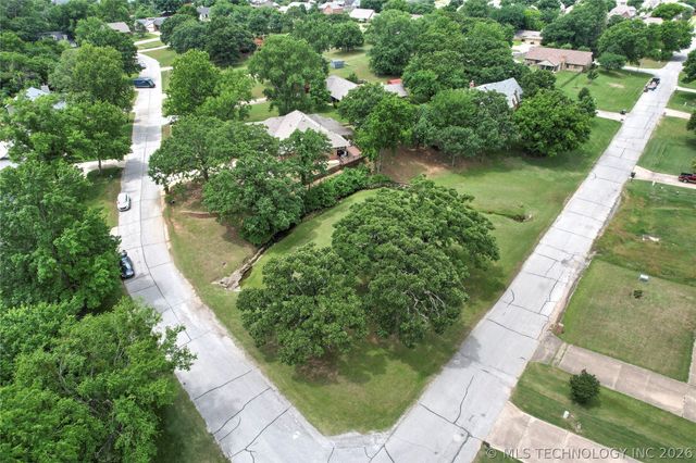 11914 S 1st Street W, Jenks, OK 74037