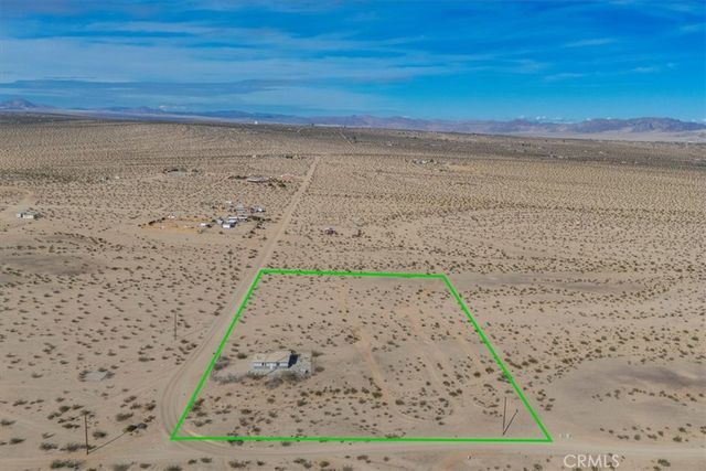 67980 Valle Vista Road, 29 Palms, CA 92277