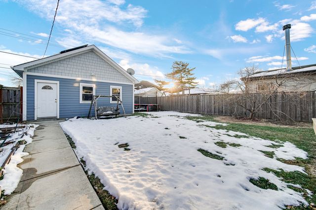 5817 Crain Street, Morton Grove, IL 60053