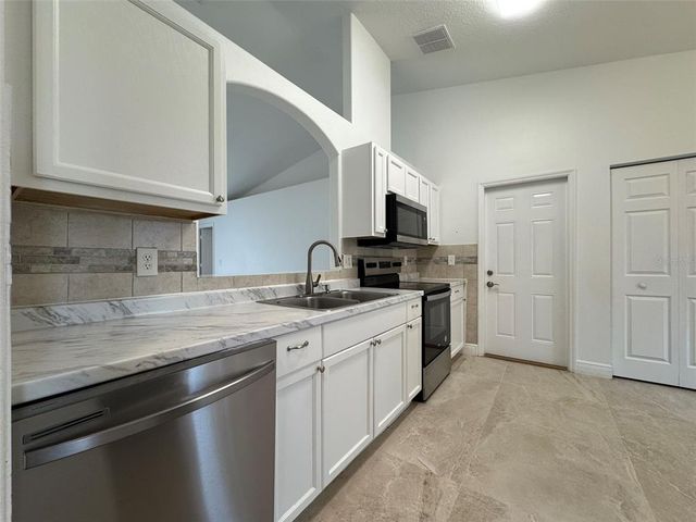 104 HEATHROW DRIVE, Daytona Beach, FL 32117