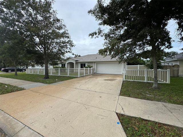 104 HEATHROW DRIVE, Daytona Beach, FL 32117