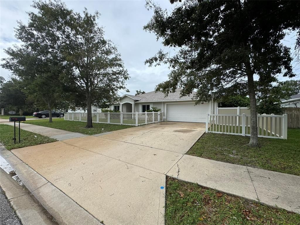 104 HEATHROW DRIVE, Daytona Beach, FL 32117