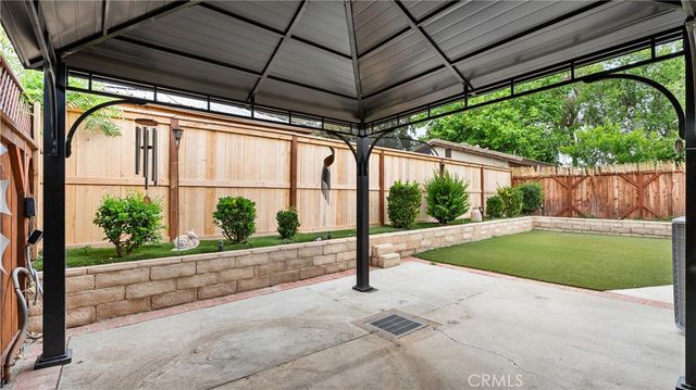 25651 Ramada, Valencia, CA 91355