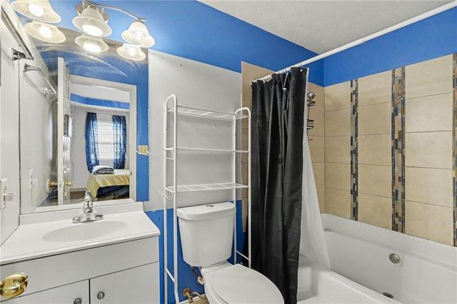2805 Robinson Wood Drive, Riverdale, GA 30296