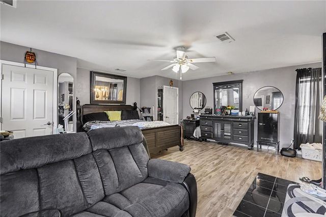 2805 Robinson Wood Drive, Riverdale, GA 30296