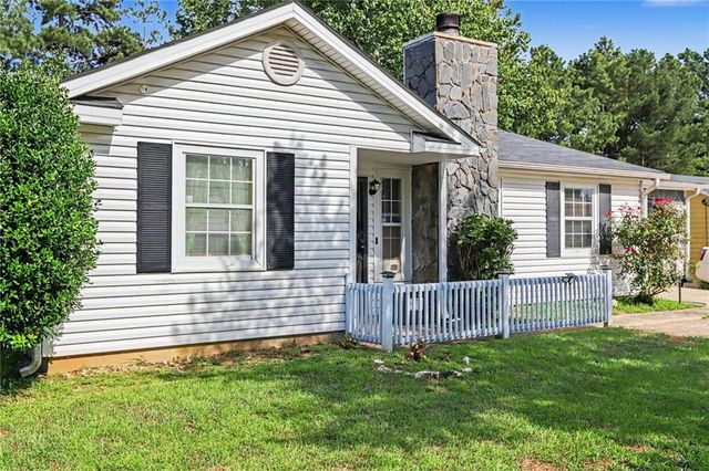 2805 Robinson Wood Drive, Riverdale, GA 30296