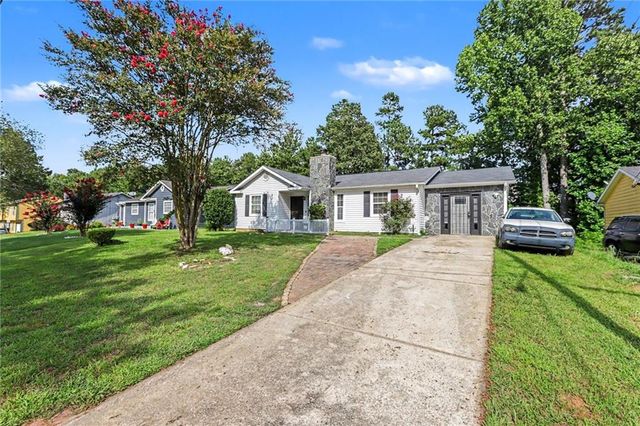 2805 Robinson Wood Drive, Riverdale, GA 30296