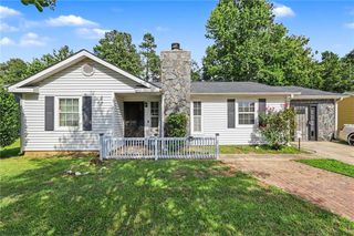 2805 Robinson Wood Drive, Riverdale, GA 30296
